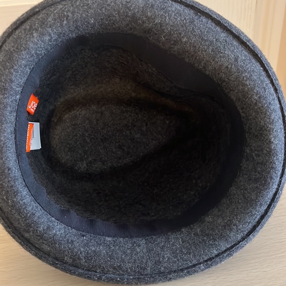 JoeFresh wool fedora hat. Size S/M. New, never worn. Circumference 21 3/4 inch - Picture 5 of 6